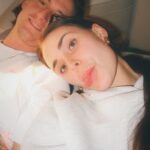 Anna Šulcová Instagram - Vyrazili jsme do mé vysněné destinace - Maledivy 🏝️ Je to opravdu splněný sen ♥️ Pozorně sledujte stories a všechny příspěvky, ať o nic nepřijdete, protože nejlepší na tom je, že pro vás, moje sledující, budu mít soutěž o pobyt s @luxusni_dovolena.cz právě v hotelu @coracoramaldives , do kterého míříme! 😍 Bude to boží! ♥️