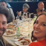 Anna Camp Instagram - What a delight presenting last night! #artiosawards 💫 Casting directors and actors coming together and showing the support we need right now. Thankyou for having me and table 4 crushed 💫