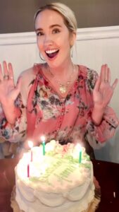 Anna Camp Instagram - 41 and havin the most fun 🎂🎉💘 Thanks for all the beautiful birthday messages!!! I love you guys!!! Love, me 💕