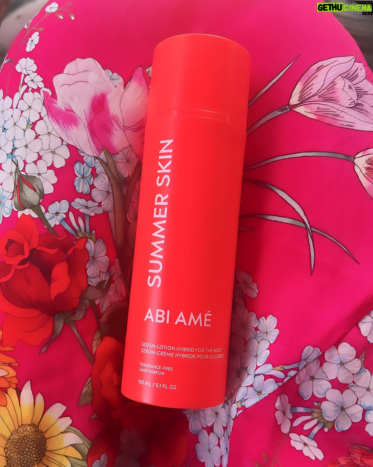 Anna Camp Instagram - Enjoying the last days of summer with the silkiest hydrated skin ever thanks to @abiame serum based body lotion ♥️ Summer Skin all year long …. Can’t wait for you guys to try!!! Xo, Anna