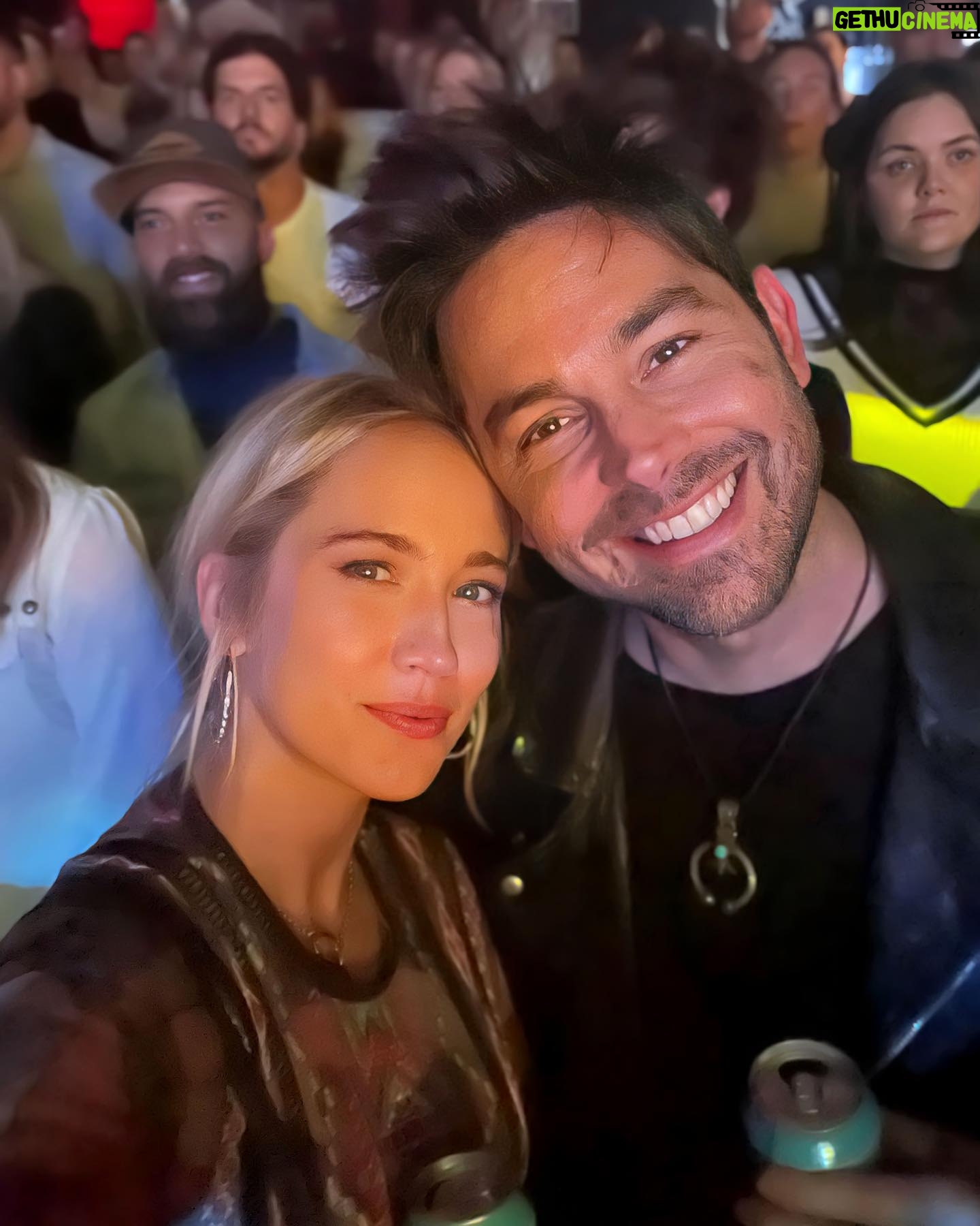 Anna Camp Instagram - Just a couple of Montucky Cold Snacks at an awesome concert in Nashville 🍻 @silkybeats @thelonebellow @kashculpeppermusic @thebasementeast 🎸