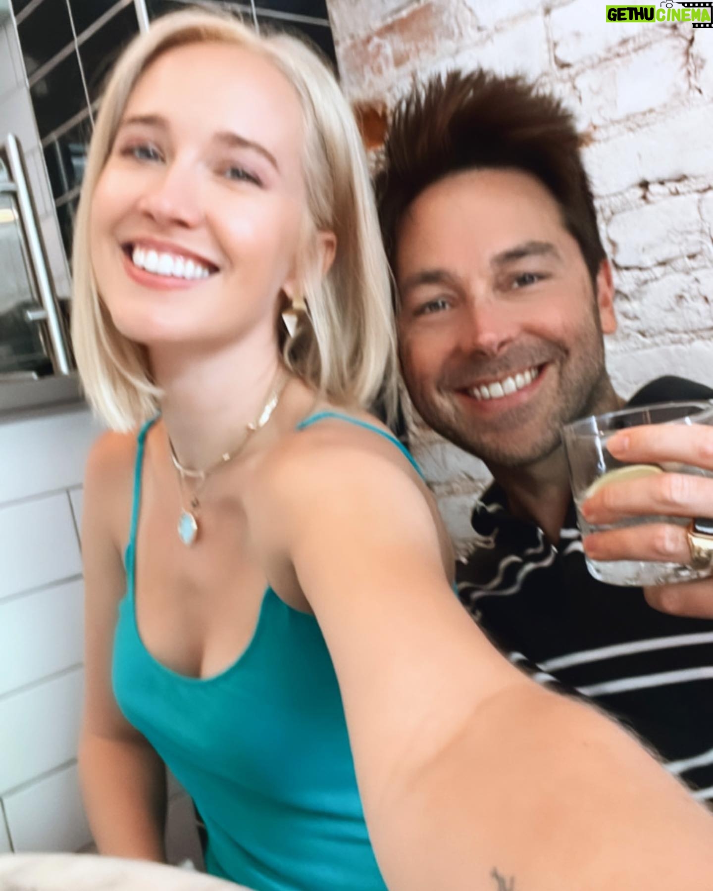 Anna Camp Instagram - Thanku @citypharmacycov we will be back for more oysters and key lime pie! ♥️ @silkybeats
