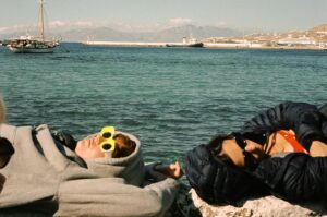 Anna Castillo Instagram - Gracias por los mensajes bonitos 🧡🌊💙
Tengo muchas ganas de celebrar 🥲 Un cuento perfecto @netflixes
