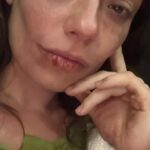 Anna Castillo Instagram - Este behind the scenes es para celebrar que Nowhere está en @netflixes y que al parecer está yendo increíble. ( subiría mil fotos de pezones falsos pero me las quitarían ) Gracias a mi compañero de viaje @apintofilm , al que podéis ver en el último vídeo, y gracias gracias gracias por todos los mensajes bonitos 🥲🫶🏼