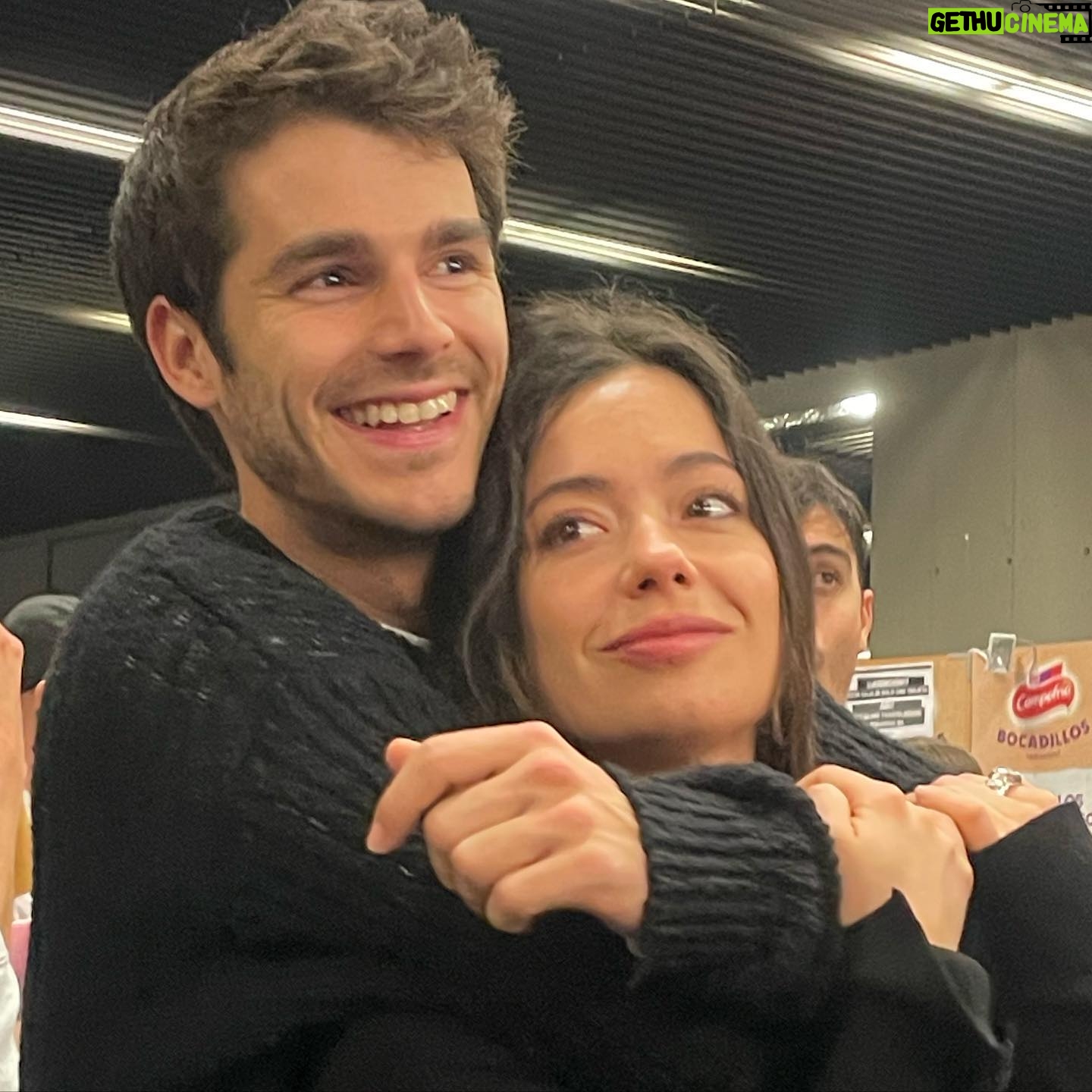 Anna Castillo - 123.4K Likes - Me he puesto mala en Bilbao pero muy bien acompañada viendo a Estopa llorando ( porque les quiero muchísimo ) y bebiendo agüita 🥹