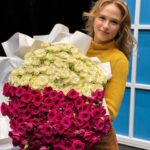 Anna Koshmal Instagram - Лише за останній час я грала вистави та гуляла вулицями міст Самар, Кропивницький, Жовті Води, Одеса, Хмельницький, Тернопіль і Чернівці 💛💙 Безмежно вдячна усім нашим глядачам за любов, теплі прийоми, щедрі подарунки та зворушливі слова✨ Ціную можливість подорожувати Україною, адже наша земля, наші краєвиди, наші люди неповторні 🤍 @teart_agency ❤️