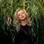 Anna Semenovich Instagram – Добрый день, девочки 🌺
Вы мне часто пишете, почему прекратилась работа нашего Женского клуба. 

И я решила возобновить его, сделав совершенно -БЕСПЛАТНЫМ -для всех Богинь❗️

Те, кто был с нами, знают, что это не просто женский клуб, а  место силы , где каждая найдет то, что ей действительно нужно🙏🏼
Ведь с нами по прежнему будут лучшие эксперты из разных областей. Психологи, сексологи, тарологи, астрологи, и многие другие научат нас слышать себя, любить себя, и менять свою жизнь в лучшую сторону! 

Сейчас у нас в Клубе потрясающий эксперт психолог-сваха Анастасия, совместно с которой мы проведём для вас шикарный розыгрыш❗️
Победительницу ждёт знакомство с мужчиной мечты ❤️

Чтобы ничего не пропустить,  скорее подписывайтесь по ссылке в шапке профиля 💖