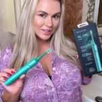 Anna Semenovich Instagram - Давайте вместе заботиться о красоте и здоровье своей улыбки с продукцией от @revyline_rus, присоединяйтесь ко мне, по ссылке в сторис 👆🏻❤️ И помните, забота о себе – это путь к гармонии и благополучию! 🌟🥰