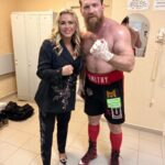Anna Semenovich Instagram - Вчера выступали на Вечере Бокса в городе Губкин , Белгородская область ✊🏼 Мне посчастливилось выводить на ринг нашего чемпиона Дмитрия Кудряшова ✊🏼🔥 @dmitry__kudryashov Дима в 6 раунде одержал победу над Деандре Севейджем (США). А еще меня весь зал поздравлял с днем рождения ❤️ Спасибо всем большое , было круто 😘 @FIGHTNIGHTS @KAMILGADZHIEV #аниныистории #бокс #поколение