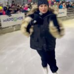 Anna Semenovich Instagram – А ты уже катался на коньках ?😜👇🏼#аниныистории 
Я и пела , и каталась 🥰