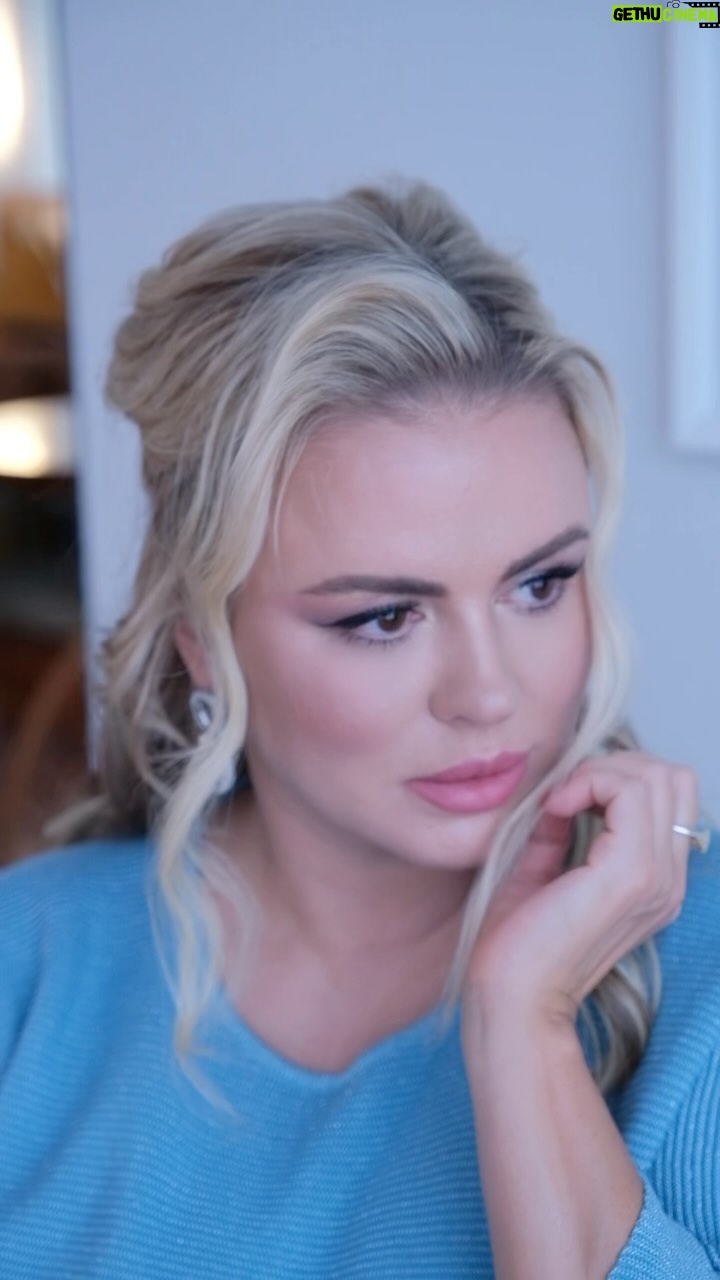 Anna Semenovich Instagram - Воскресная нежность ⭐️ Видеограф: @valeriachichikova #аниныистории