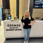Anna Semenovich Instagram - У меня такой насыщенный график, выходные бывают очень редко, иногда выдаётся выходной всего лишь раз в две недели 😥 Для своего редкого выходного я выбрала отель @izumrudnyles , я очень люблю сюда приезжать, здесь очень красивая большая территория, отличные номера, вкусные все 6 ресторанов 😋 Шикарная спа зона с бассейном и спортивный комплекс с термальной зоной🤩 Кто хочет перезагрузиться и отдохнуть, всем рекомендую! ❤️ #аниныистории
