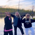 Anna Semenovich Instagram - Хорошо когда не надо в школу 🤣 #тында