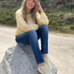 Anna Simon Instagram - Fan de la primavera, de que los días se alarguen, de que empiece el calorcito y de tener más tiempo para salir a pasear con Rym, Roc y la peque. Además, ahora con mis @pikolinos_shoes voy más cómoda que nunca. ¿Las habéis probado? Yo, desde que las tengo, ¡no me las quito! #Pikolinos #GetComfy #Publi