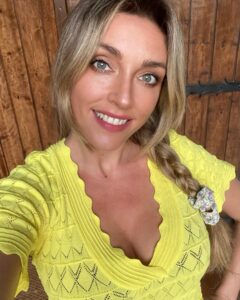 Anna Simon Instagram - Primer lunes de septiembre superado! Que tengáis una gran semana!