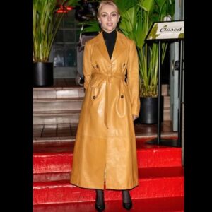 AnnaSophia Robb Instagram - A night out with @frame 🌹🍸