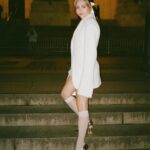 AnnaSophia Robb Instagram - The loveliest time celebrating the new @toryburch collection! The runway and attendees STUNNED ❤️🗽🌹