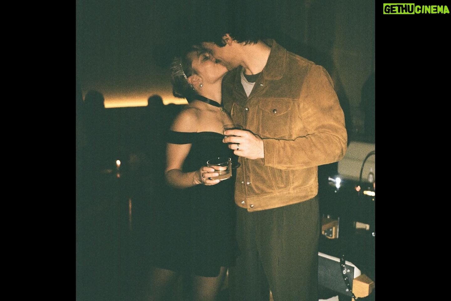 AnnaSophia Robb Instagram - #ad Cheers to a damn fancy evening celebrating my 30th birthday with so many of my loved ones! I love y’all, thank you for filling life with meaning, friendship, and fun! And thank ya @tanquerayusa for making it an extra special party with the best cocktails❣️ IMPORTED BY CHARLES TANQUERAY & CO., NEW YORK, NY. Enjoy responsibly. Do not forward to anyone under 21.