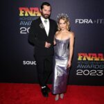 AnnaSophia Robb Instagram - @gherardofelloni is a master at his craft- dreaming up the perfect whimsical shoes and accessories at @rogervivier - he makes anyone and everyone feel like Cinderella. Congratulations on winning Designer of the Year sweet @gherardofelloni ! You make dreams come true❣️ @footwearnews