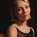 AnnaSophia Robb Instagram – Oscars night 💕
@bailey.moon 
@donnakaran 
@shaynagold 
@cristinarmstrong 
@emiliomadrid 
@lordgmv
