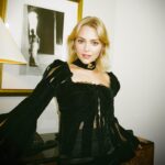 AnnaSophia Robb Instagram - Spooky season 🖤🕸️🖤