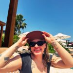 Anna Todd Instagram - sandy toes and salty air 🐚🌴🥥 to keep my birthday month going, im celebrating from paradise. this place is a dream, ive cried a few times (happy tears) and have had the bestttt food and only a tiny sunburn on one part of my back which is a huge win for me lol. i’m also taking tons of inspo for my current WIP 😉 🤫 what is your dream vacation? one you’ve already taken or would love to in the future? how is your week so far? we made it halfway through, im proud of you! tell me all the things 🌴