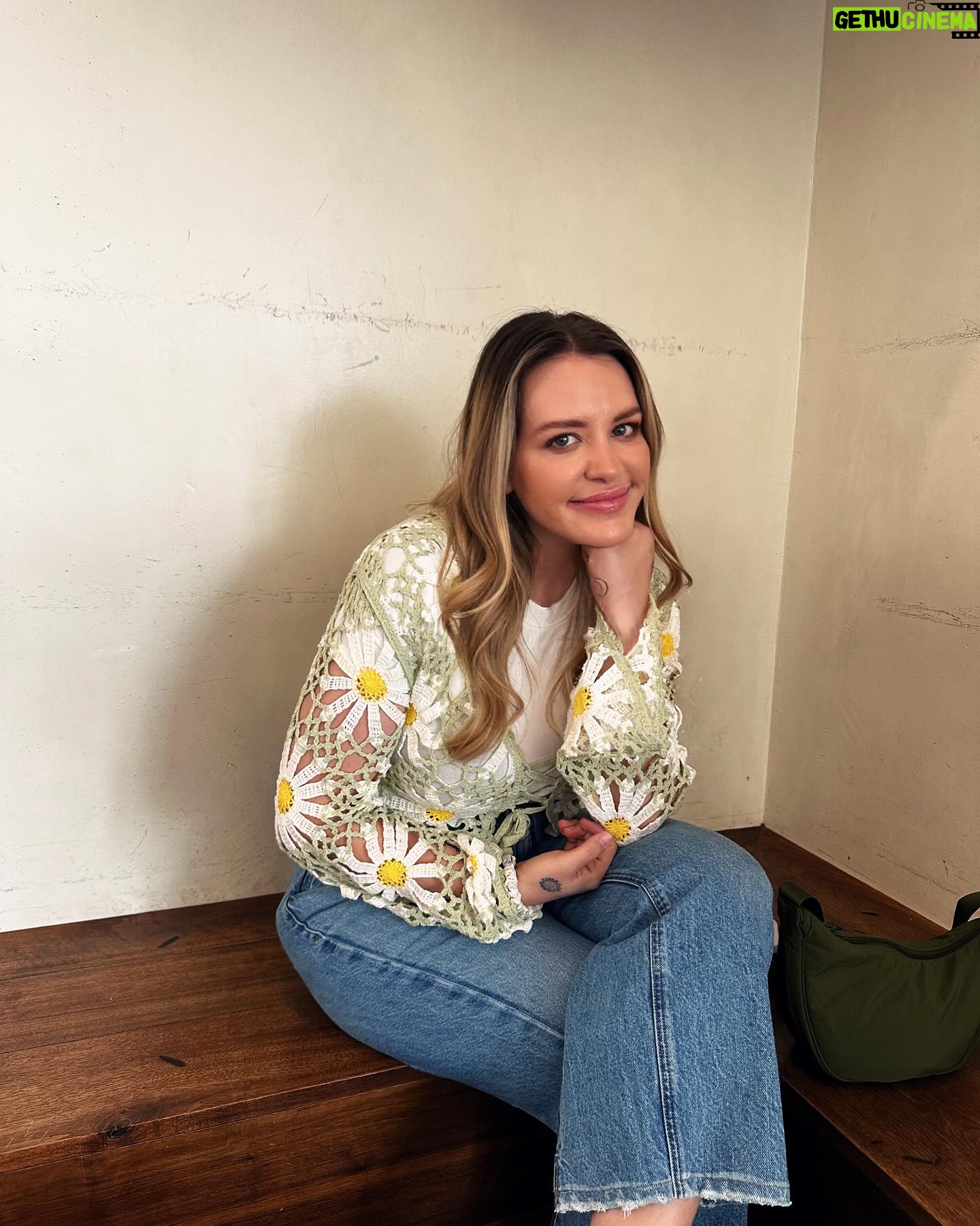 Anna Todd Instagram - spring is here 🌼🌼🌼 the mornings are still freezing but i’ll take it! i am still on a high from my bday month, thank you again for all the love 🫶🏼 this year is shaping up to be my busiest but most exciting yet 🤫 also Asher has his social/playgroup again today so wish us luck pls, he’s excited but nervous 🥹 how was your week? what was the best part of it? the worst part? how are you feeling? are your families, kiddos, friends okay? i hope you take a moment today to celebrate yourself, even if it’s only a few minutes. tell me all the things 🌼🩵☀️