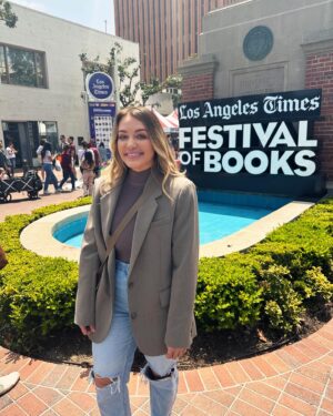 Anna Todd Instagram - My second year at  @latimesfob was so much fun! being around so many book lovers makes my heart soar 📚💜 

if you could meet any of your fave authors, who would it be? 

how was your weekend? are you currently reading anything? how are you feeling? tell me all the things ✨📚