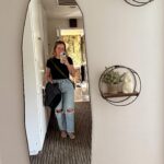 Anna Todd Instagram - ☀️🌴☁️ happy mondayyy from a foggy cold LA how was your weekend? mine flew by, idk how it’s monday already. ash has been doing sooo well in his social group and even remembered one of the kids names 🥹 he also got into a special needs summer camp (not overnight bc heck no lol) but i’m excited for him 🥹 i have been clearing out photos, i had almost 80k and now im down to 66k lol. but i kept seeing his baby and toddler photos and all my signings and traveling and meeting yall 🥹 i’m sooo glad i take so many photos of everything, its incredible to watch how much life has changed through my camera roll 🥹 how many photos does your album have? am i the only one who had over eighty thousand lolol? what are you up to this week? are you watching #queenoftears yet?? if not, you MUST tell me all the things 🫶🏼☁️