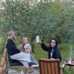 Anna Trincher Instagram - Ось така Пасха у мене цього року❤️ Не планувала нічого постити, але суспільний тиск пасхальних фото в інстаграм мене змусив це зробити😂 Христос Воскрес! @dianagloster @anita_solovei