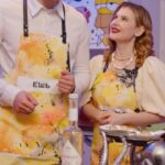 Anna Tsukanova-Kott Instagram - Как приготовить масло с водкой?! 🧈 Выпуск кулинарного шоу «Ешь Искусство» целиком можно посмотреть по ссылке в шапке профиля в ВК⤴️ #рецептынакаждыйдень #пп #сендвич #зож #бутерброд #бутер #рецепты #хлеб #водка #хлебрецепт #хлебвдуховке #рецептыправильногопитания #рецептыблюд #кето #аннацукановакотт #ешьискусство #тренды #москва #готовка #готовимдома #готовим #еданазаказ #кушатьхочется #кушатьподано #быстроивкусно #schmidt