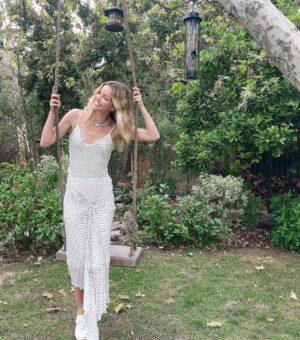 Annabelle Wallis Instagram - My magnificent, kind and incredibly generous @hardingegeorgia is donating 50% of sales profit of her ♻️Sustainable Dazed Dress♻️ to @age_uk a charity supporting the most vulnerable at this time. If you like the dress I’m wearing and would like to contribute...that would be ace! It comes is a variety of colors. Every little helps and the dress is gorgeous. Link in bio 
All my love 💜 #sustainablefashion #womeninbusiness #georgiahardinge #allinthistogether #helphowyoucan