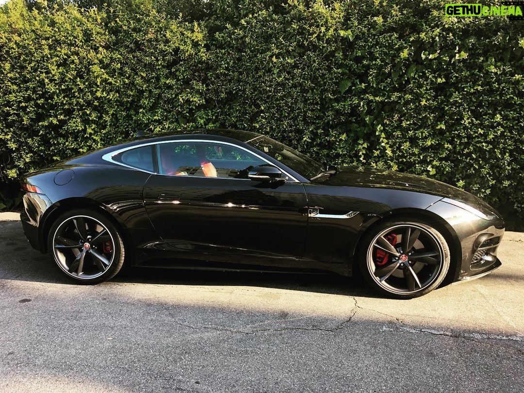 Annabelle Wallis Instagram - Thank you @jaguar @jaguarusa for loaning me this beautiful car. I’ve never driven anything I’ve been so attracted to!! I know I am VERY fortunate to be given the chance to drive it. 💪