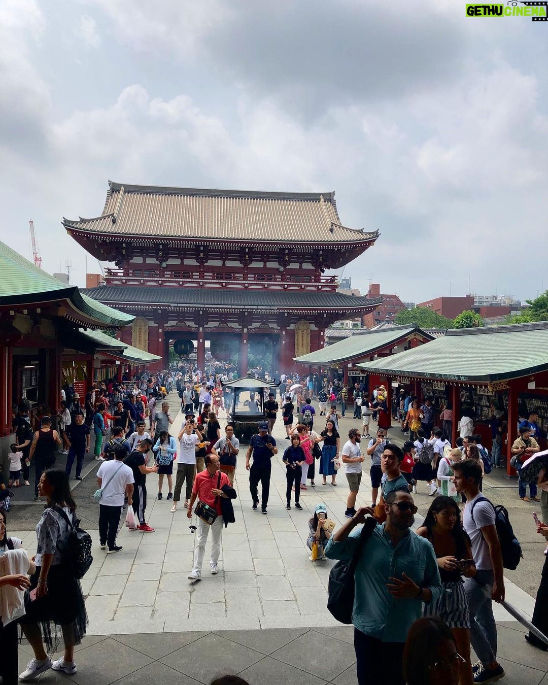 Annabelle Wallis Instagram - Sensoji Temple Tokyo. Oldest temple in Japan 🙌