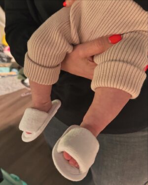 Anne-Marie Instagram - Mum life