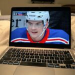 Anne Burrell Instagram - Even though I’m in London I’m staying up late to watch MY @nyrangers !!! #ilovewhatido #luckygirl #🧹🧹🧹🧹🧹