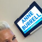 Anne Burrell Instagram - Gooooooood morning all you lovely people!!! I’m cooking and chatting with @hodakotb and @jennabhager this morning on @hodaandjenna Check us out! And have a great day!!@todayshow @todayfood #ilovewhatido #luckygirl