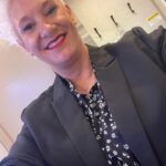 Anne Burrell Instagram – Life on the road!!! Where am I? What am I  doing? Judging?? cooking?!? Does it REALLY matter?!? 🤣🤣🤣 #ilovewhatido #girlchef #setlife ❤️