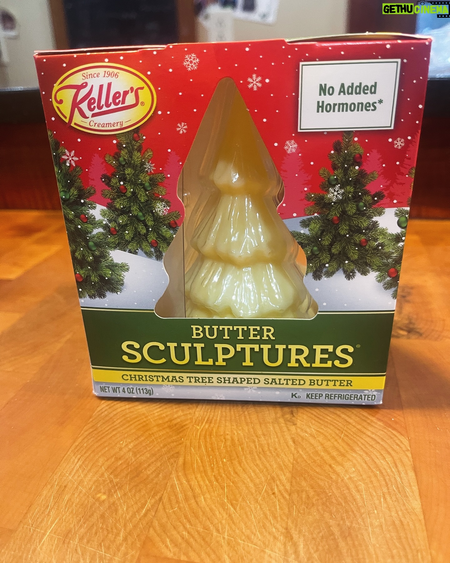 Anne Burrell Instagram - I love these!!! #christmas #theclaxtons #luckygirl #ilovewhatido