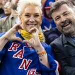 Anne Burrell Instagram - ALWAYS a fantastic time cheering on MY @nyrangers !!! #theclaxtons #ilovewhatido #luckygirl