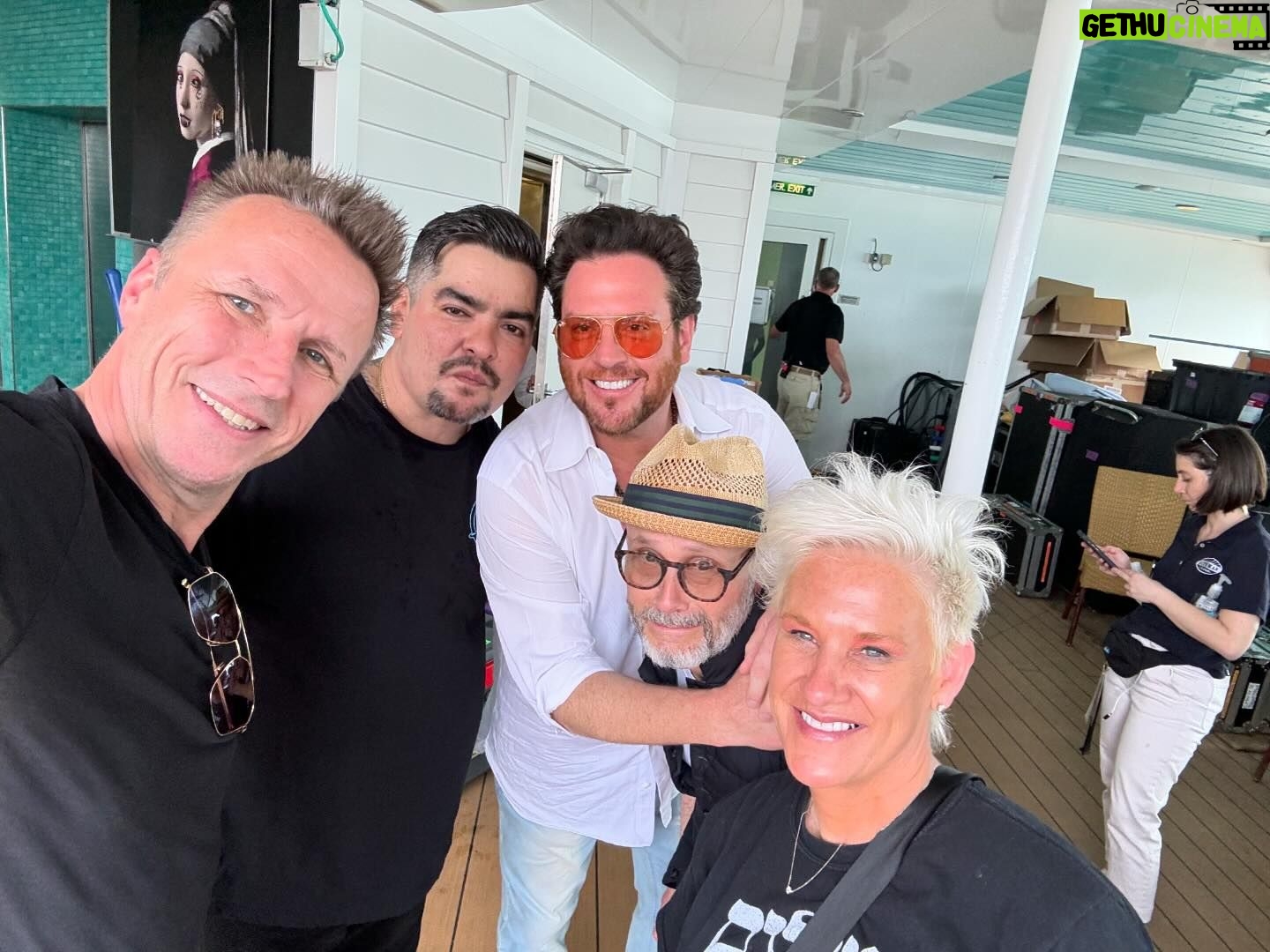 Anne Burrell Instagram - Weβre @chefsmakingwaves !!!! Here we goooooooo!!! Itβs about to be a LOT of fun!!!!! ππ’π₯ππΌπ’ #chefsmakingwaves #ilovewhatido #luckygirl
