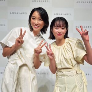 Anne Watanabe Instagram - 資生堂のイベントで、清野菜名ちゃんと一緒でした！

実は今日…初めて会いました😳✨
これからよろしくね☺️

We met for the first time today!

@aqualabelofficial 
@seinonana