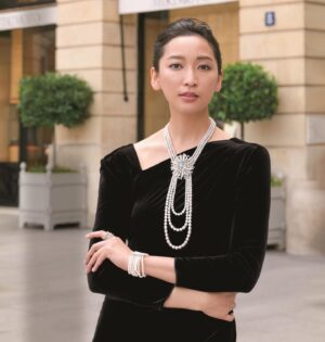 Anne Watanabe Instagram - À Place Vendôme

@warakumagazine