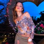 Anne Winters Instagram – Yes. It’s true… I’ve… lost…. my 1mil followers (dramatic sigh) ….and guess what…… I don’t give 2 shits. 🤣 honestly it would’ve bothered me a bit even last year this time- but the work I’ve put into my self growth this year… genuinely changed how I react to things BECAUSE of the perspective shift I made. if my instagram and the number of ppl thinking im cool or not… DOES NOT DEFINE ME. I no longer need approval to feel worthy. 🤟🏼🦁
