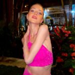 Anne Winters Instagram – 🌧️🌈🩷☮️🧘🏼‍♀️