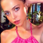 Anne Winters Instagram – 🌧️🌈🩷☮️🧘🏼‍♀️