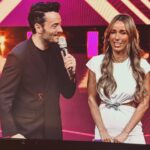 Annemarie Carpendale Instagram - ..the weekend! …als ich in der liveShow erfahren hab, dass mein Teddy zum Babylöwen wurde… ✨🐻⚡️🦁✨🥺 #themaskedsinger #aprilwetter 👙 #ontour #pro7aftershow #anniehow #annieway #hiandbye