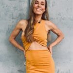 Annemarie Carpendale Instagram - …bäck!👅💥🌸🌞🦋 📺🦄⚡️🫶🏽 What‘s your fav this week so far?! #takethis #workandplay #favouritethingtodo #taff #annieway #anniehow #tvthisweek