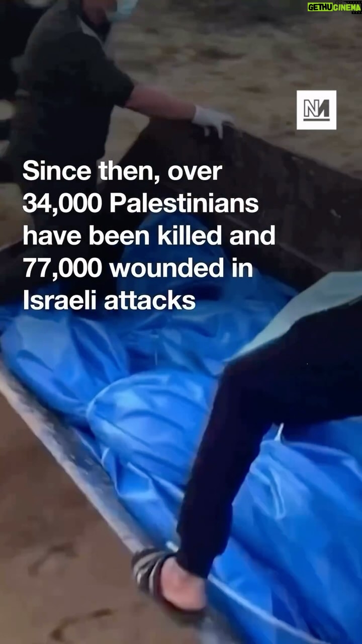Annie Lennox Instagram - Dear Friends, Every day I wake up in the hope that this appalling debacle comes to an end. On the 201st day of indiscriminate bombardment, killing, wounding, death, torture, famine .. on and on… I look at these figures in abject horror and despair. FOURTEEN THOUSAND INNOCENT CHILDREN KILLED ?????!!!!! Look through the papers.. Their headlines refer to D Trump’s trial, or some celebrity break - up… FOURTEEN THOUSAND dead children seems to be almost a meaningless number to the media.. I come from an ethical, humanitarian perspective. I’ve always wanted to see justice harmony and peace in the Middle East. Pandora’s Box was opened on Oct 7th, when Hell was unleashed. After 200 days, the numbers of mortalities and levels of abject destruction are absutely incomparable.. And OF COURSE I WANT TO SEE ALL THE HOSTAGES RETURNED. I WANT THIS WHOLE THING TO STOP!!!!!! #ceasefire #endthegenocide