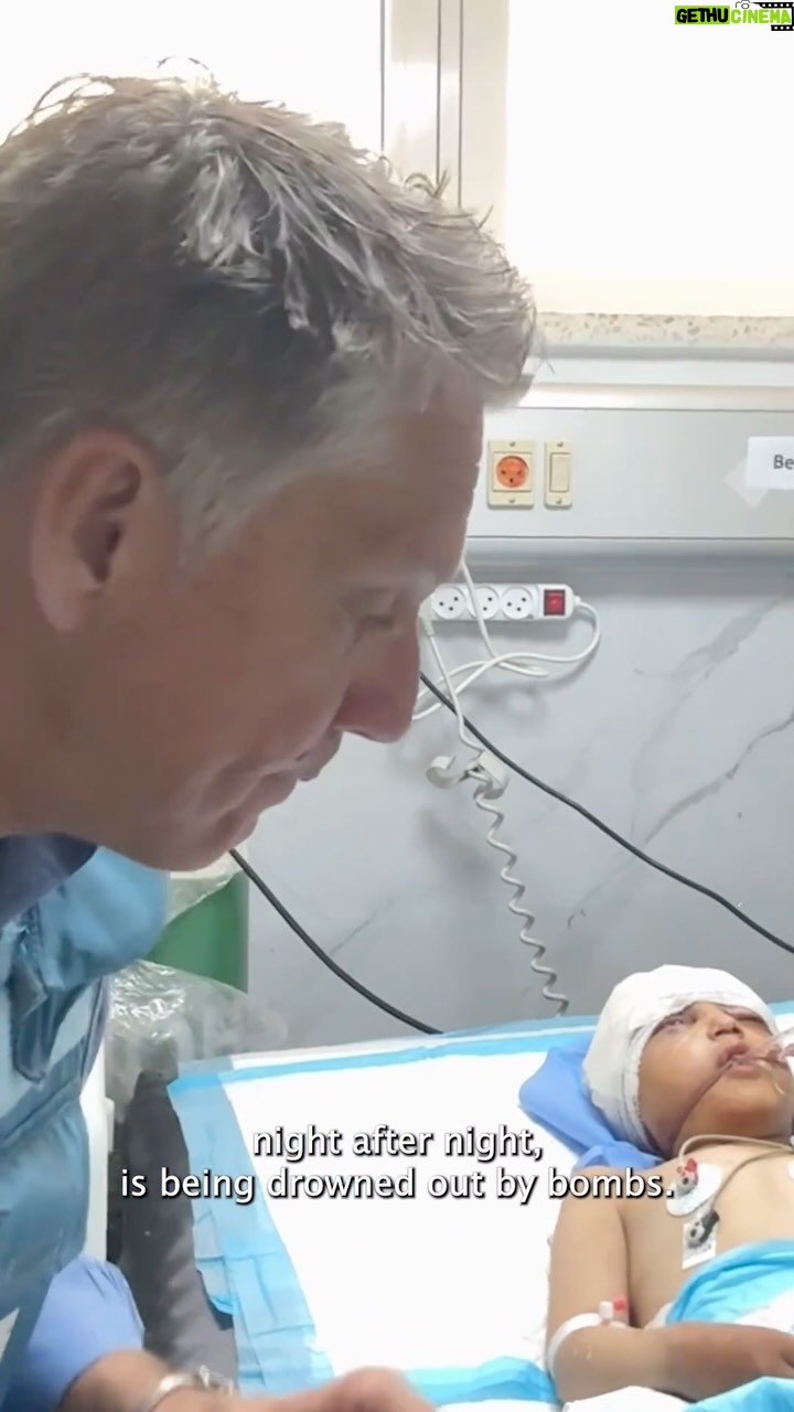 Annie Lennox Instagram - Dear Friends, I’m beyond horrified.. Each and every child is a precious son or daughter to a mother and father and extended family. HOW MANY MORE CHILDREN will be wounded or killed before this nightmare stops?????? HOW MANY MORE CHILDREN WILL BE ORPHANED ?????? HOW MANY MORE FAMILIES ENTIRELY DESTROYED???? The Israeli war machine is ignoring UNSC, International Law and Geneva Conventions. Their intention is total destruction of the entire Gaza Strip. #warcrimes #genocide #crimesagainsthumanity #ceasefire #stopthewar #peace
